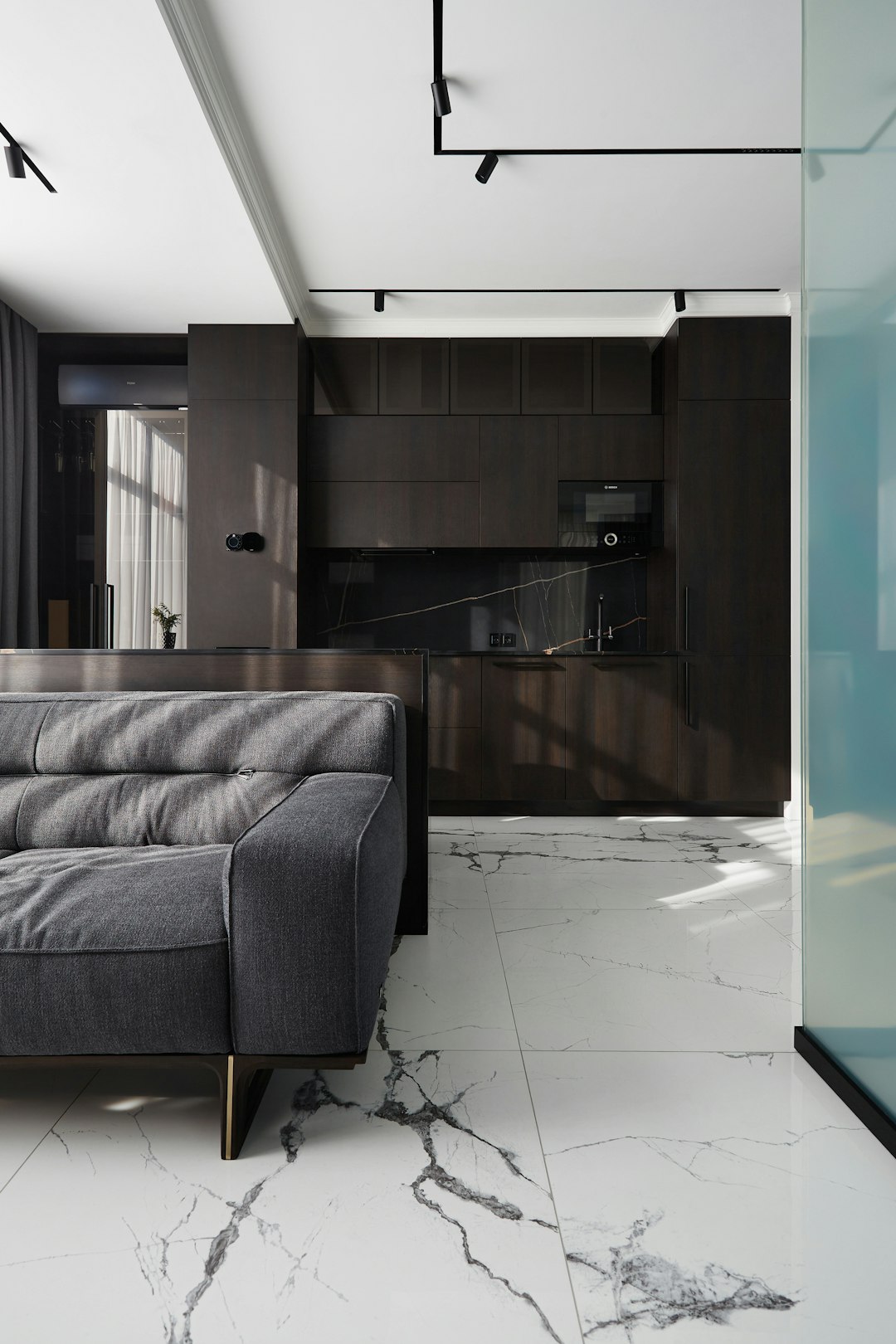 Porcelain floor tiles